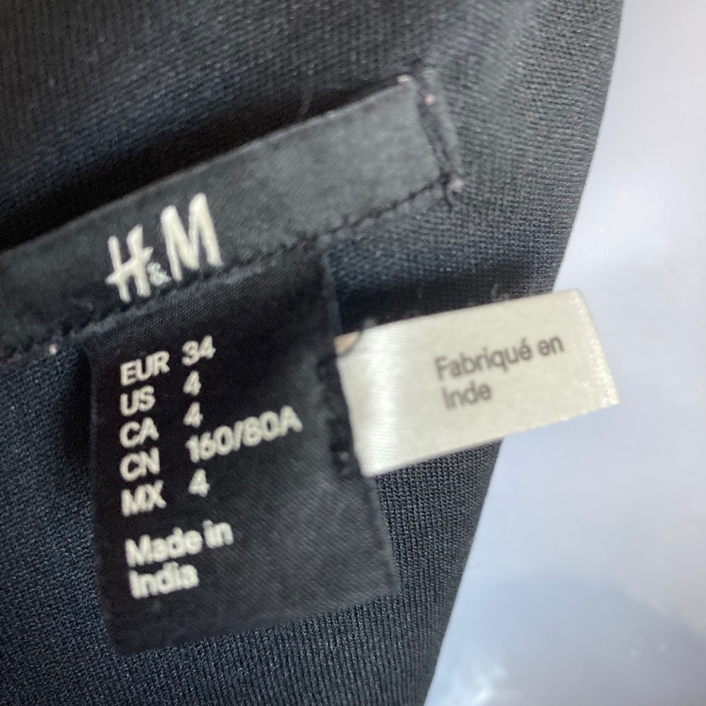 H&M SIZE 4 DRESS - Picture 10 of 10